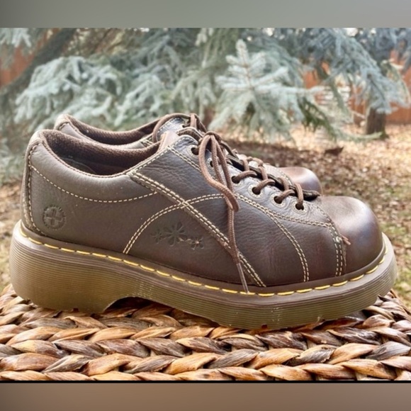 Dr. Martens Vintage Y2K Brown Leather 12283 Daisy Splat Platform Oxford. Size 10 - Picture 4 of 13